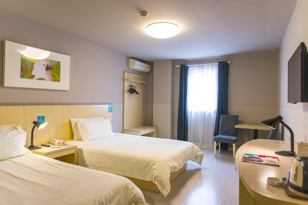 Jinjiang Inn - Yinchuan New Moon Square Экстерьер фото